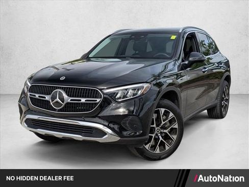 Used 2025 Mercedes-Benz GLC 350e 4MATIC image 1