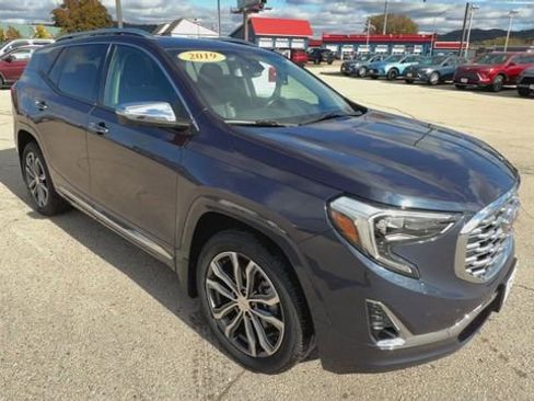 Used 2019 GMC Terrain Denali w/ Advanced Safety Package image 37