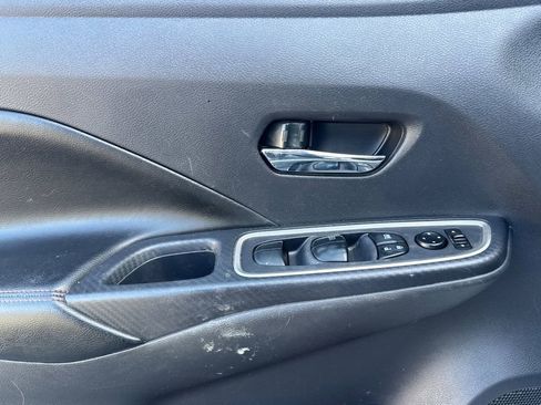 Used 2024 Nissan Versa SR w/ Trunk Package FWD image 11