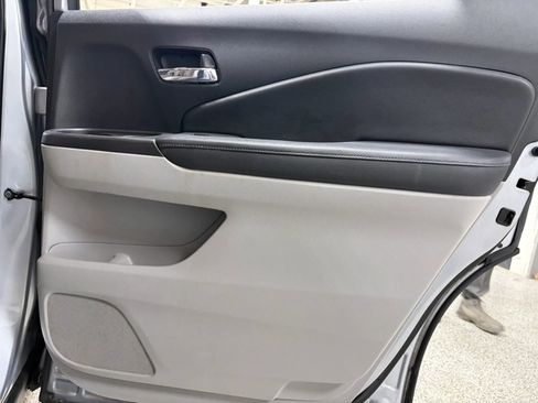 Used 2017 Honda Pilot EX image 29