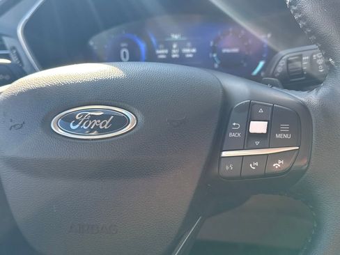 Used 2020 Ford Escape Titanium image 48