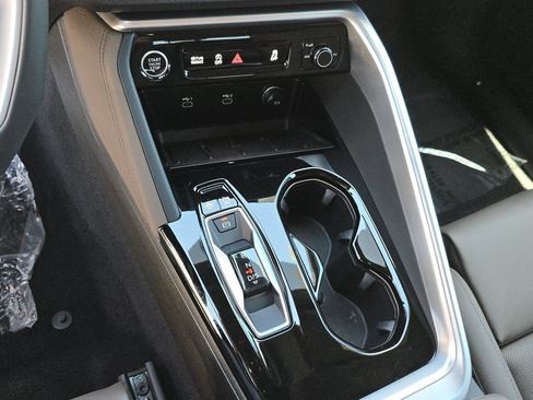 Certified 2025 Audi Q5 Premium Plus w/ Premium Plus AWD/4WD image 31