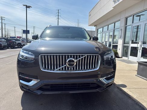 Used 2023 Volvo XC90 B6 Plus w/ Protection Package Premier image 8