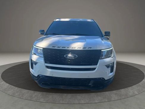 Used 2018 Ford Explorer Sport w/ Equipment Group 401A image 4