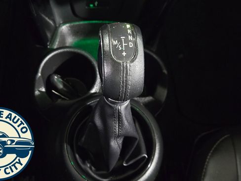 Used 2019 MINI Cooper 2-Door Hardtop image 19