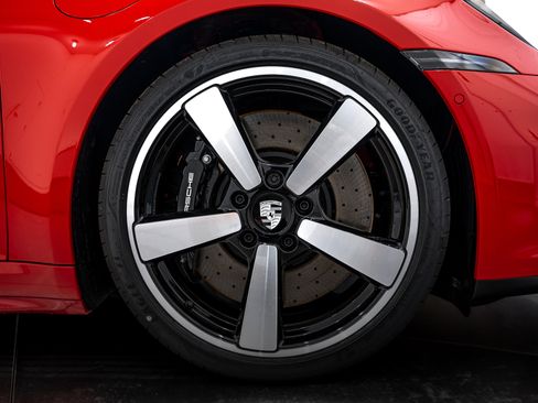 New 2026 Porsche 911 Carrera S image 11