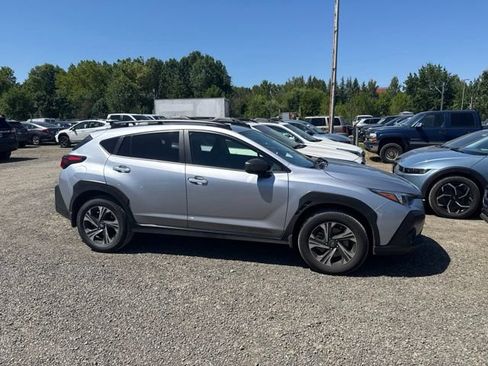 Used 2024 Subaru Crosstrek 2.0i Premium AWD/4WD image 2