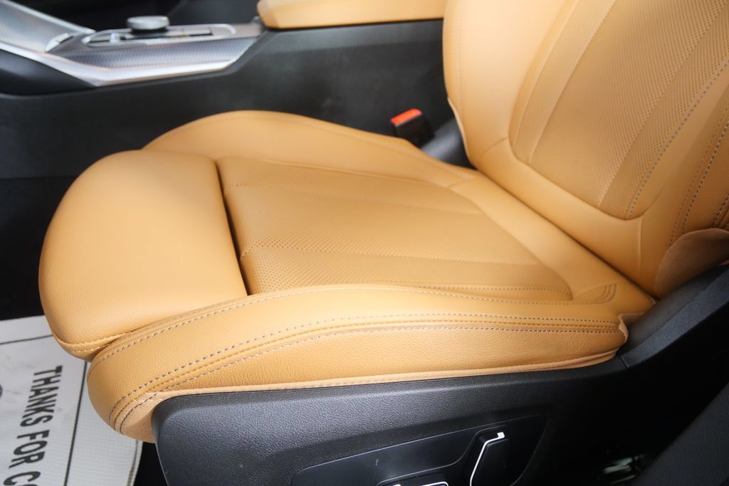 Used 2026 BMW M340i RWD image 9