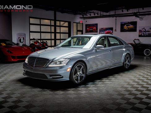 Used 2011 Mercedes-Benz S 550 image 45