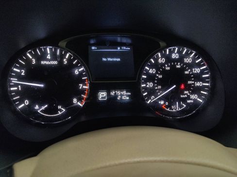 Used 2015 Nissan Pathfinder SV FWD image 23