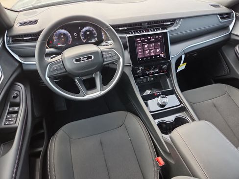 New 2026 Jeep Grand Cherokee Laredo X RWD image 24