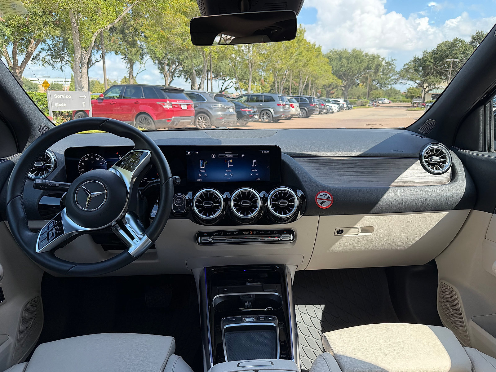 Certified 2026 Mercedes-Benz GLA 250 image 3