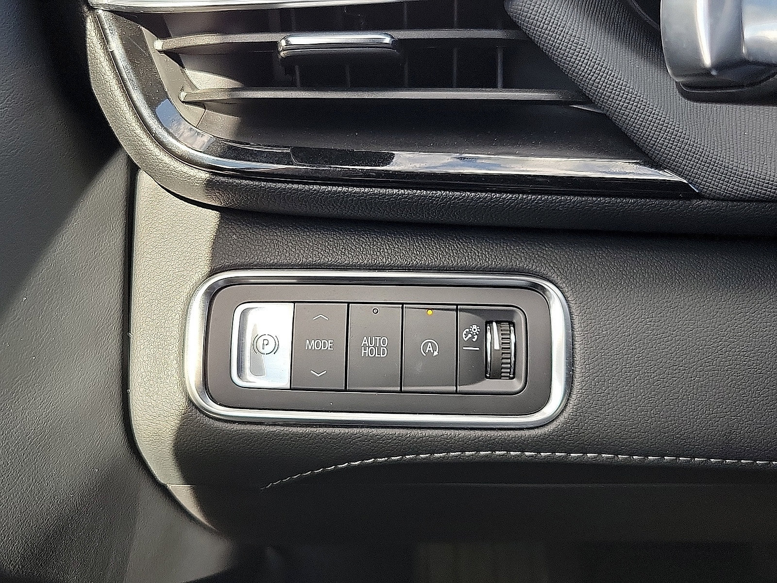 Used 2026 Buick Enclave Preferred FWD image 15