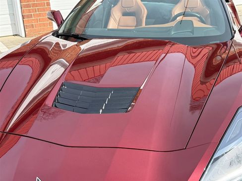 Used 2019 Chevrolet Corvette w/ 2LT Preferred Equipment Group image 16