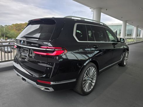 New 2026 BMW X7 xDrive40i w/ Premium Package image 3