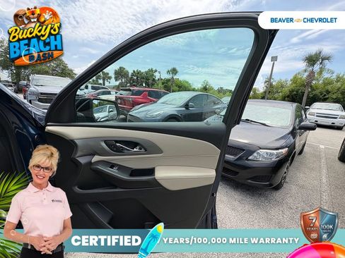 Used 2023 Chevrolet Traverse LS FWD image 30