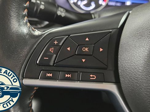 Used 2022 Nissan Sentra SR FWD image 12
