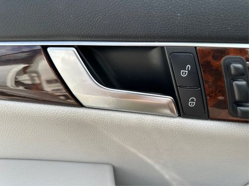 Used 2014 Mercedes-Benz C 300 4MATIC Sedan image 13
