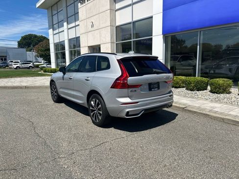 Used 2025 Volvo XC60 B5 Plus AWD/4WD image 3
