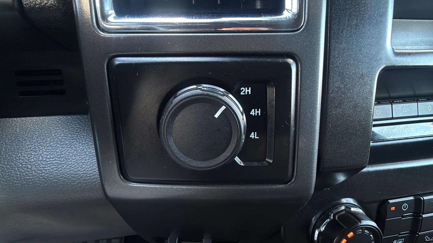 Used 2015 Ford F150 XLT w/ Equipment Group 301A Mid AWD/4WD image 11
