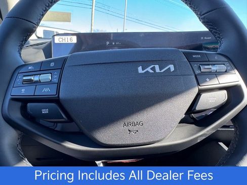 New 2026 Kia Sportage EX w/ EX Panoramic Sunroof Package AWD/4WD image 13