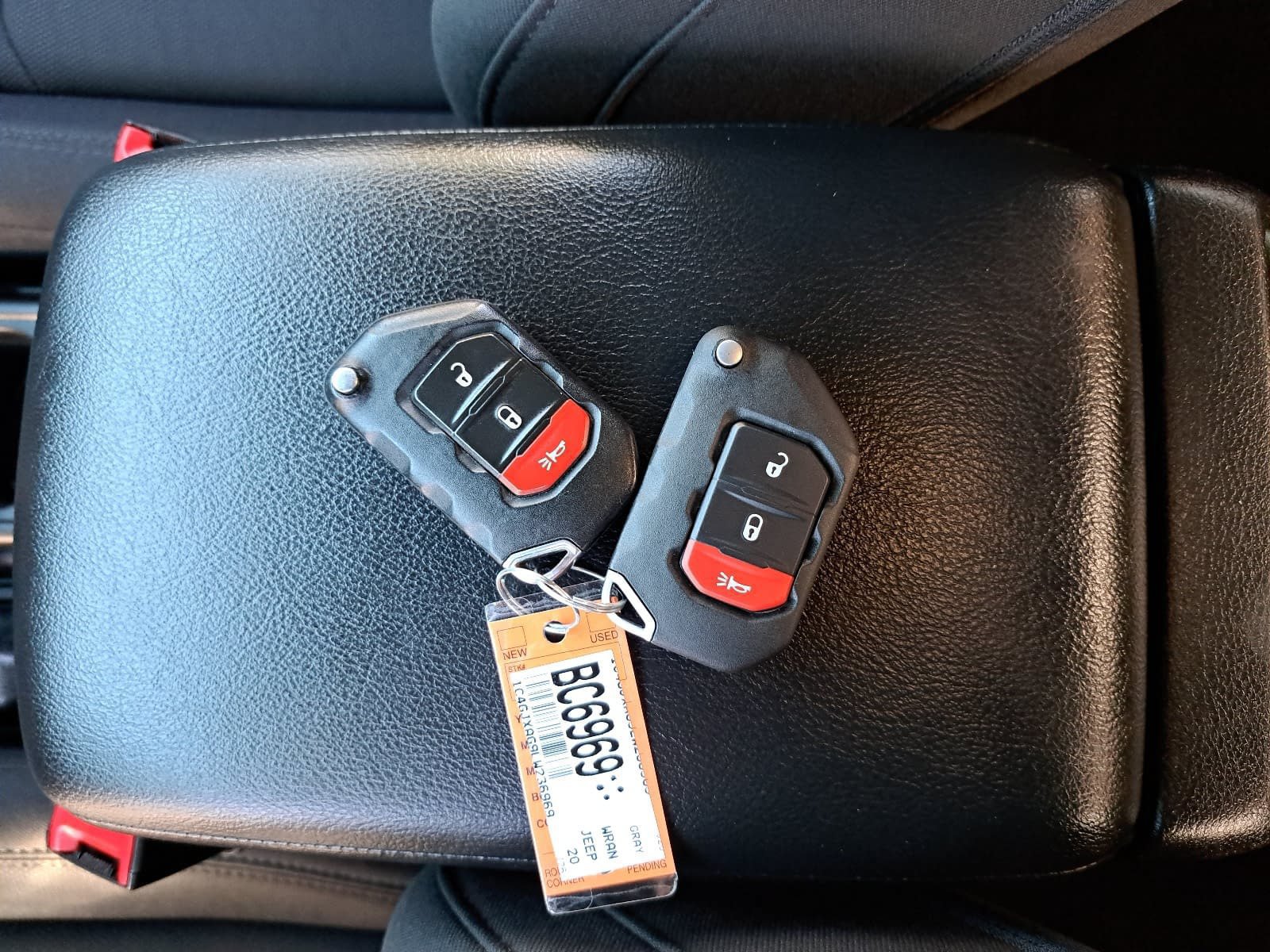Used 2020 Jeep Wrangler Sport AWD/4WD image 39