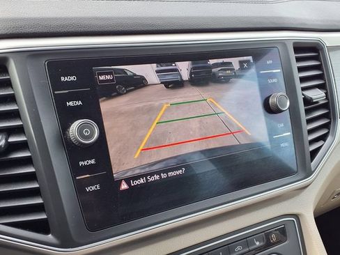 Used 2019 Volkswagen Atlas SE FWD image 9