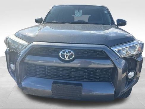 Used 2017 Toyota 4Runner SR5 image 24