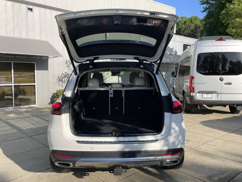 Certified 2024 Mercedes-Benz GLE 450 4MATIC image 9