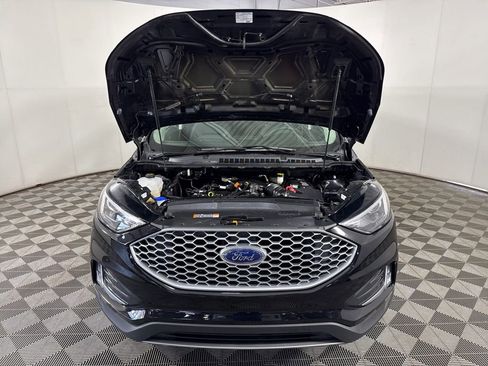 Used 2024 Ford Edge SEL w/ Convenience Package image 4