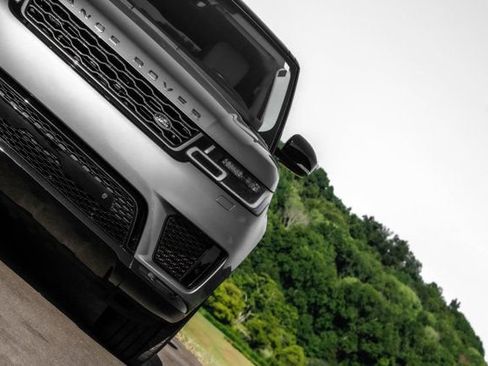 Used 2022 Land Rover Range Rover Sport HSE Silver Edition AWD/4WD image 3