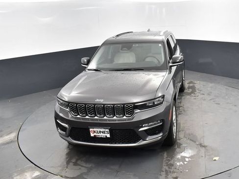 Used 2022 Jeep Grand Cherokee Summit w/ MOPAR Finishing Package AWD/4WD image 48