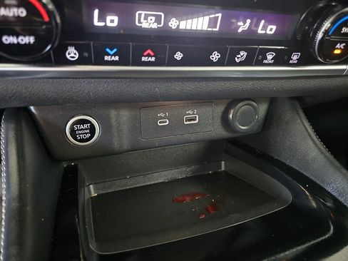 Used 2021 Nissan Rogue SL AWD/4WD image 32