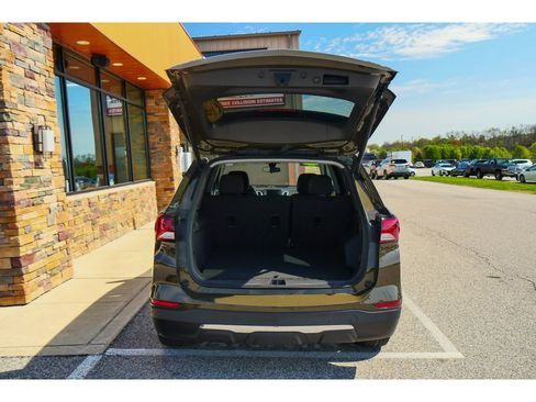 Used 2024 Chevrolet Equinox LT w/ LPO, Floor Liner Package AWD/4WD image 27