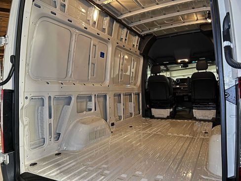 Used 2026 Mercedes-Benz Sprinter 2500 image 21
