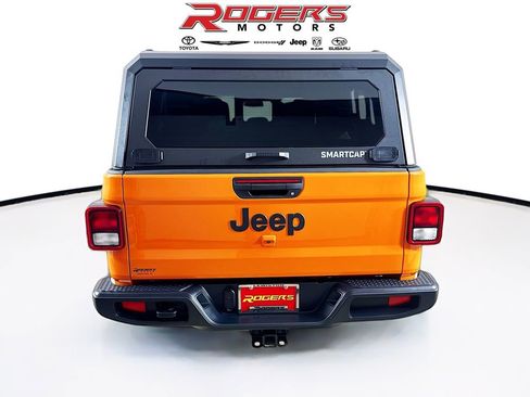 Certified 2025 Jeep Gladiator Sport w/ Premium Package AWD/4WD image 7