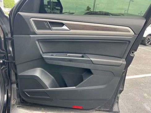 Used 2019 Volkswagen Atlas SEL AWD/4WD image 37