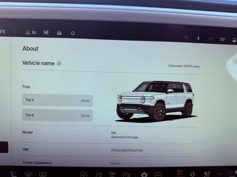 Used 2023 Rivian R1S Adventure AWD/4WD image 24