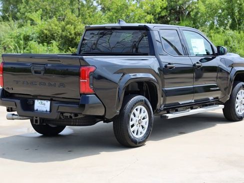 New 2025 Toyota Tacoma SR5 image 8