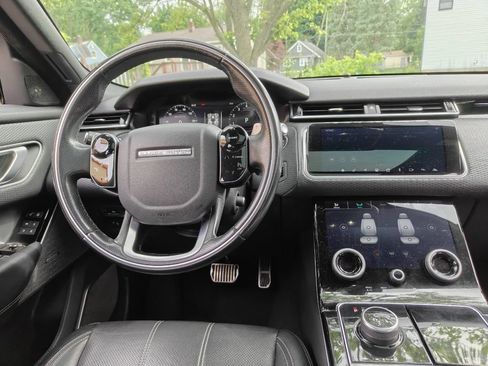 Used 2018 Land Rover Range Rover Velar R-Dynamic SE AWD/4WD image 29