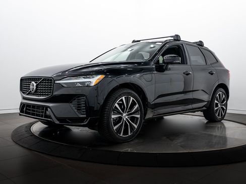 Used 2023 Volvo XC60 T8 Ultimate w/ Protection Package Premier AWD/4WD image 7