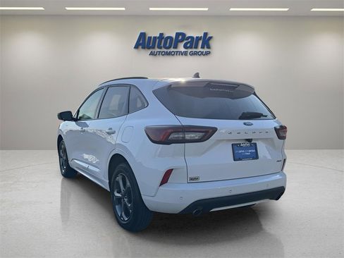 Certified 2023 Ford Escape ST-Line w/ Tech Pack #1 image 5