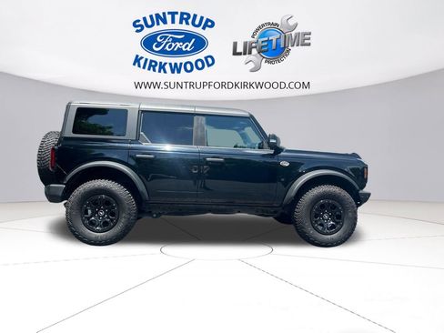 Used 2023 Ford Bronco Wildtrak AWD/4WD image 8