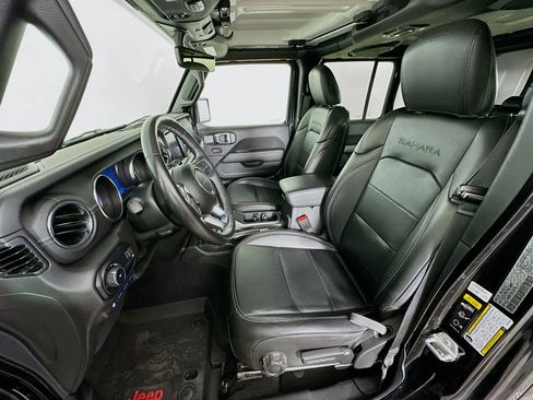 Used 2023 Jeep Wrangler Sahara w/ Cold Weather Group image 13