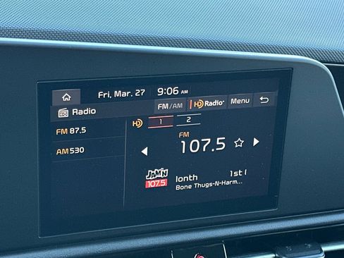 Used 2024 Kia Niro LX image 18