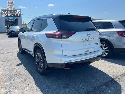 Used 2024 Nissan Rogue Platinum AWD/4WD image 5