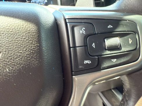 Used 2023 Chevrolet Silverado 1500 LTZ AWD/4WD image 22