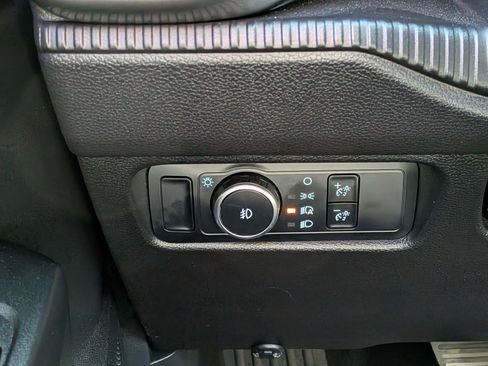 Used 2025 Ford Ranger XLT w/ FX4 Off-Road Package AWD/4WD image 18