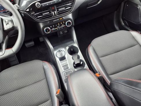 Used 2025 Ford Escape ST-Line Select image 10