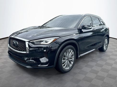 Used 2023 INFINITI QX50 Luxe FWD image 4